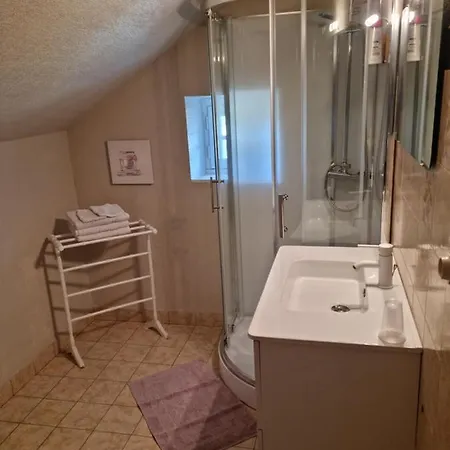 Le Manoir Du Pre Pean Oda ve Kahvaltı